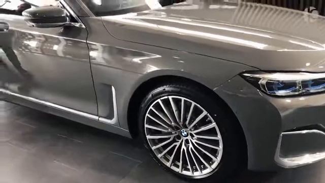 📹 Новый BMW 7 Серии 750Li смотреть онлайн