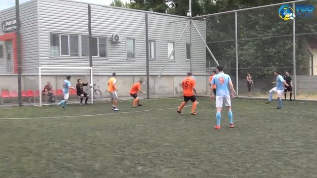 Чемпионат г.Днепра по мини-футболу. Весна 2017. 5 лига. Арива Пак – Grizzly (Обзор) смотреть онлайн