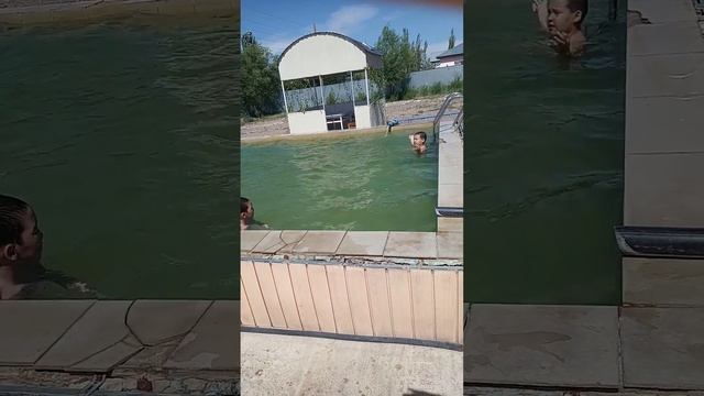 Челлендж в бассейне смотреть онлайн