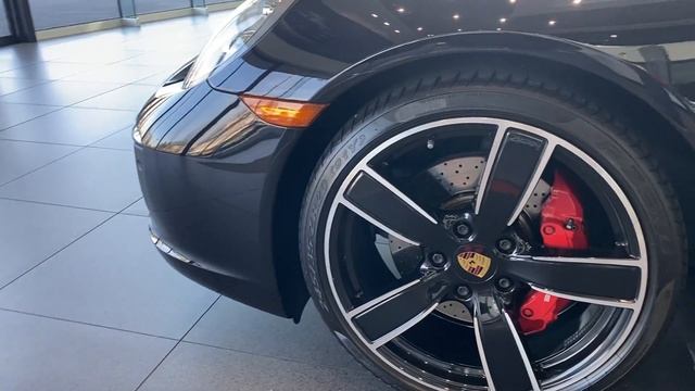 2019 Porsche 911 Targa 4S смотреть онлайн