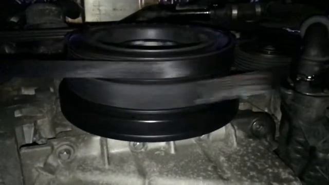 BMW 535D Aux Belt Wobble slow motion смотреть онлайн