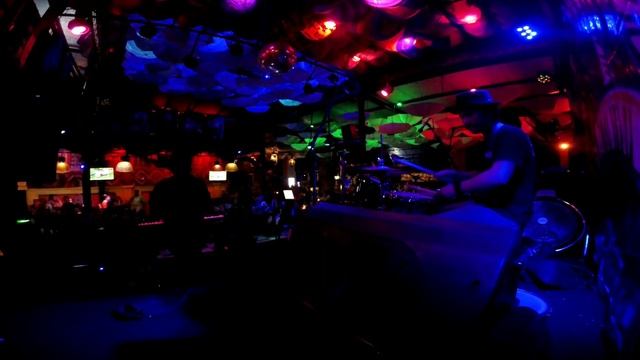 U2-With or Without You (cover by THE BREWOK band) drumcam#2 смотреть онлайн
