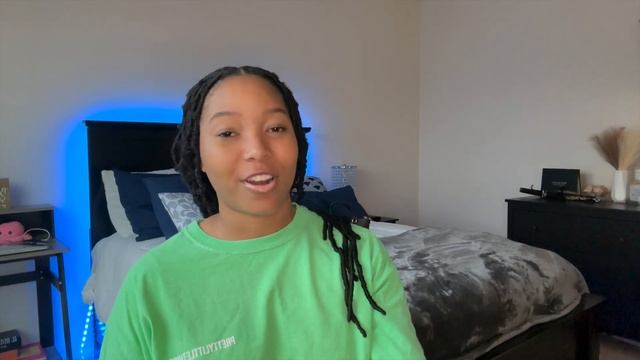 Coach Signature Mini Gallery Crossbody Bag and Wallet смотреть онлайн