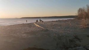 Зырянка - малая  река новосибирского Академгородка весной, в месте впадения в Обское море ⛵