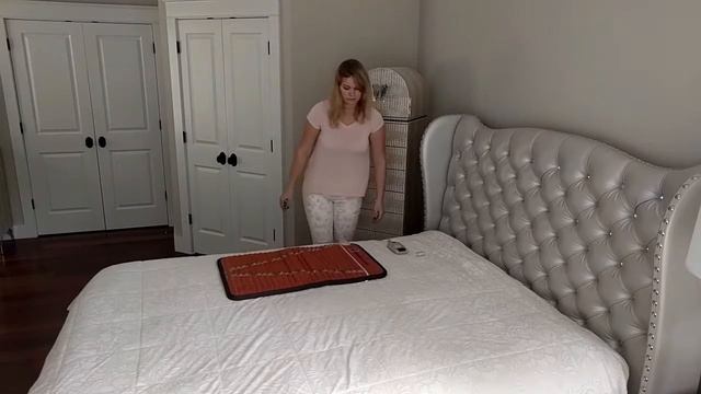 How to use MediCrystal™ Bio Magnetic Amethyst Tourmaline V-Mat Mini