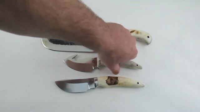 Комплект «ОХОТНИЧИЙ-3» : Тяпка «РУБАК», нож «СЕРНА», нож «БЕМБИ», рог лося, пирография смотреть онлайн