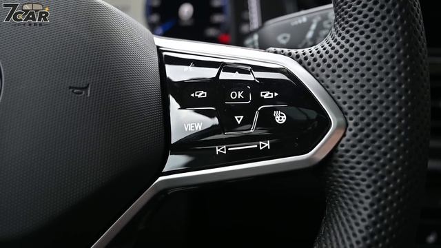 【新車試駕】Volkswagen T-Roc 330 TSI R-Line Performance｜個性有型再進化【7Car小七車觀點】 смотреть онлайн
