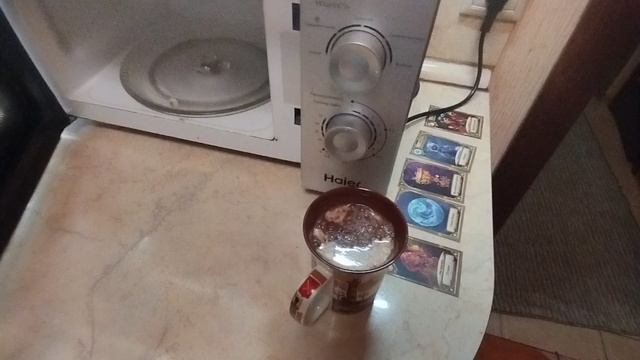 Приготовление Шоколадного молока. Осмотр кухни в состоянии покоя