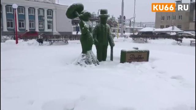 Привокзальная площадь очищена от снега смотреть онлайн