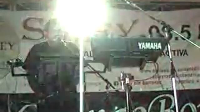 LUZ Y SONIDO SHORT CIRCUIT 4° ANIVERSARIO DE SOLEY 93 5 F M 10