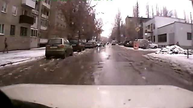 ДПС в засаде под кирпичом смотреть онлайн
