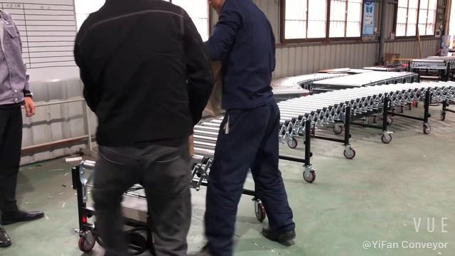 Telescopic Motorized Roller Conveyor for loading unloading cartons from containers смотреть онлайн