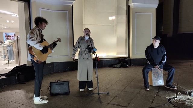 UMA2RMAN - Прасковья - Лена Скочигорова в #Москве поёт #кавер песни Девушке Прасковье из Подмосковь смотреть онлайн