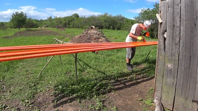 Приступил к постройке забора. Прочие дела по хозяйству и огород с пчелами. смотреть онлайн