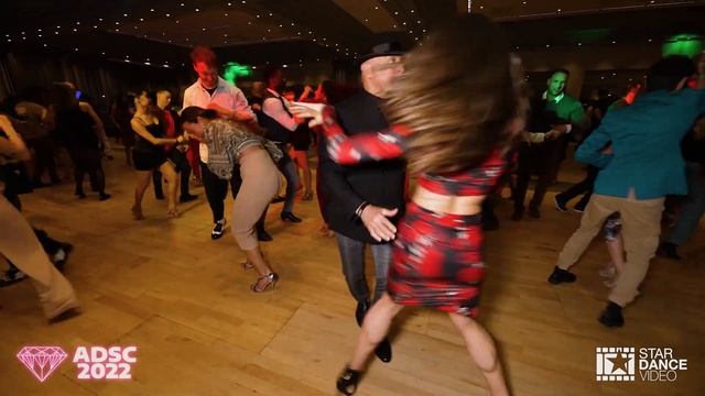 Osmar Perrones & Giulia Setti | Social Dancing @ Antwerp Diamond Salsa Congress