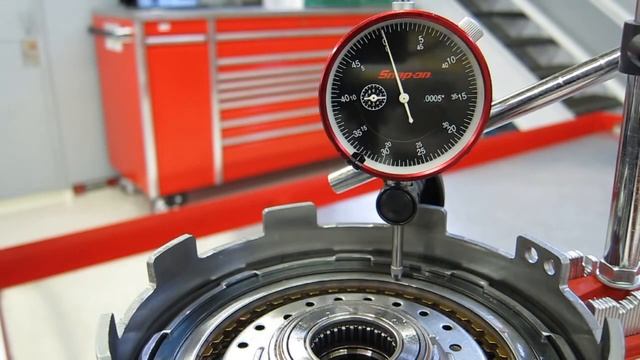Automatic Transmission Clutch Pack Clearance Check with Dial Indicator смотреть онлайн