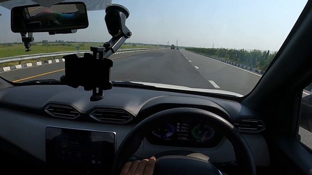 Driving Nissan Magnite on Lucknow Agra expressway|The Mango Man review смотреть онлайн