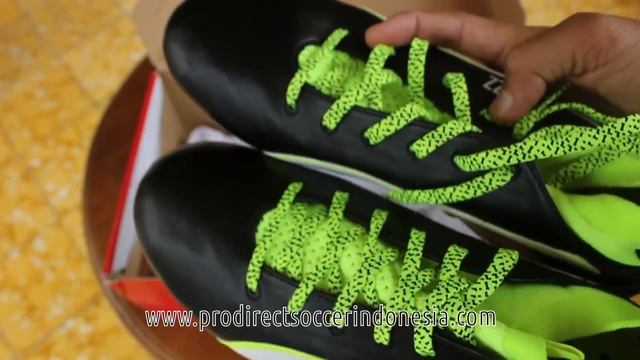 Sepatu Bola Puma Evotouch 1 FG Black White Safety Yellow 103672 01 Original смотреть онлайн