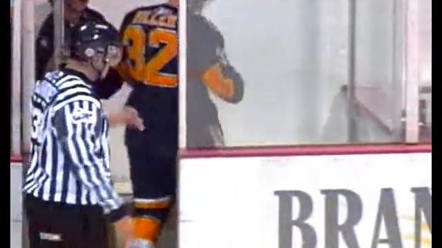 Levko Koper vs Ryley Miller Nov 5, 2010 смотреть онлайн