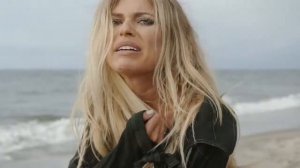 Рита Дакота полчеловека