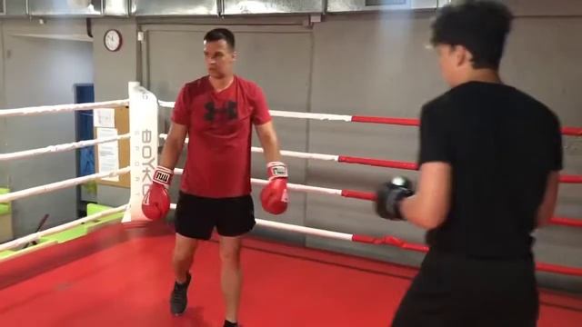 БОКС. ВОЛЬНЫЙ БОЙ.ТРЕНИРОВОЧНЫЙ СПАРРИНГ. смотреть онлайн