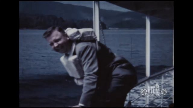 Shipboard entertainment смотреть онлайн