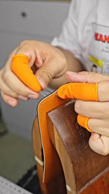 Leather Wallet Working,Smart Tools #shorts #youtubeshorts #leather смотреть онлайн