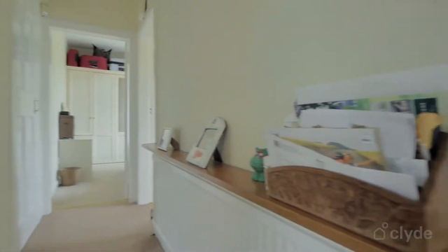 38 Douglas Park Crescent, Bearsden, G61 3DN смотреть онлайн