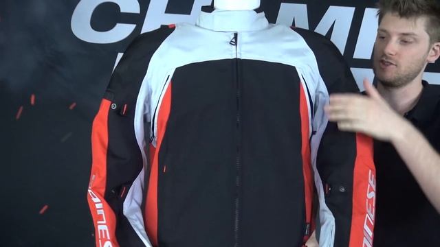 Dainese Speed Master D Dry Jacket Review - ChampionHelmets.com смотреть онлайн
