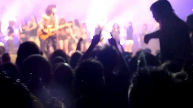 Steel panther Montréal  2014 -- 17 girls in a row/Glory hole--