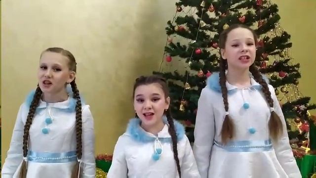 ансамбль ,,Зіркове сяйво" пісня ,,Зама- зима". Вокальна студія ,,Веселі нотки викл. Скляр Ліліана. смотреть онлайн