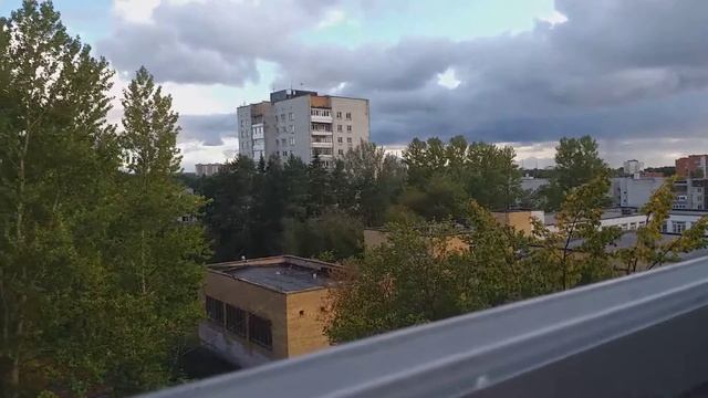 Сижу в куртке на балконе смотреть онлайн