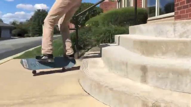 Luca Klauba Skateboarding Part - Pure Imagination смотреть онлайн