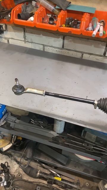 Volkswagen Polo 2017г Ремонт рулевой рейки, часть 2 смотреть онлайн