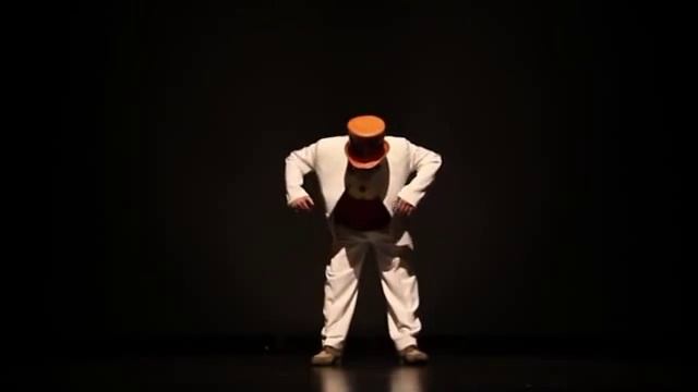ВНИМАНИЕ --ТАНЦУЕТ РОБОТ !!! смотреть онлайн