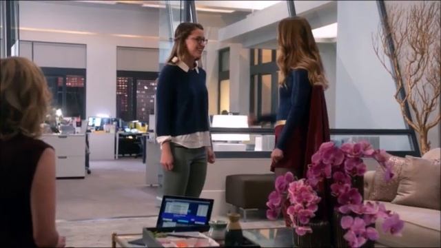 Cat Grant Face to Face With Supergirl & Kara смотреть онлайн