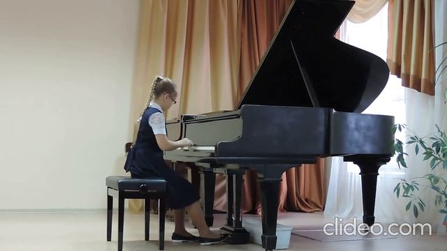 1374 Хлучина Елена г  Иркутск   Танец матрешек