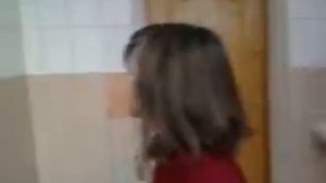 Ржач!Девочки в школьном туалете)