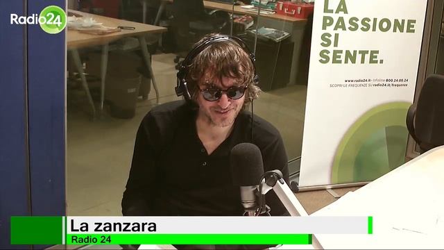 La zanzara Feltri/Parenzo arrabbiato chiama una giornalaia e il Sindaco di Lucera смотреть онлайн