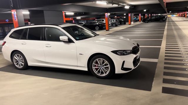 SixT - BERLIN International Airport (BER) - Car Rental Selection смотреть онлайн