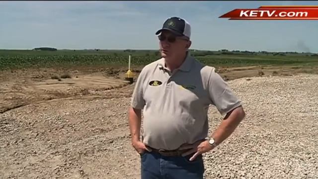 New technology turns field into Smart Farm смотреть онлайн