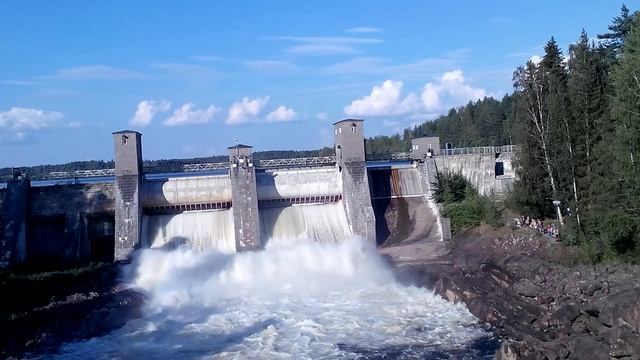 Иматра. Сброс воды.