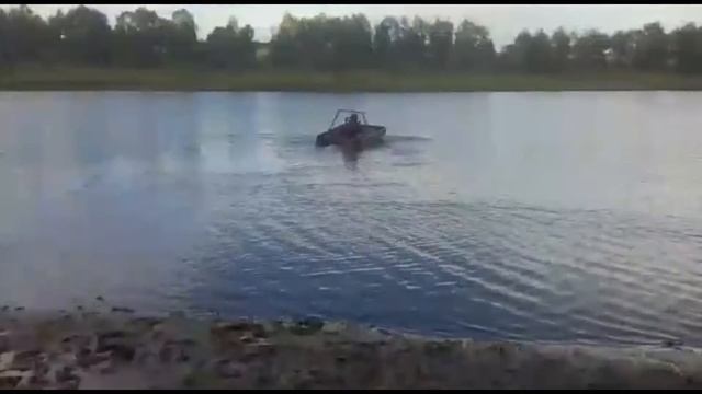 Вездеход в грязи и на воде, новое испытание. смотреть онлайн