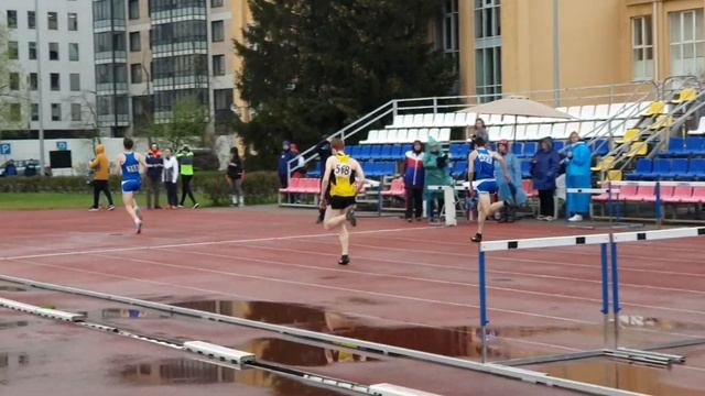 Бег на 100 м с барьерами, финал - мужчины, юниоры, юноши (12.05.2022). смотреть онлайн