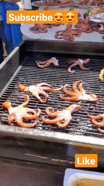 Ballaro In Palermo 😍😍 Squid 🤪🤪#shorts #italy #fish Cooking