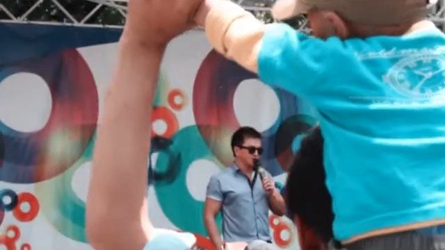 Благотворительная акция ко Дню Защиты Детей совместно с кинотеатром "Россия" и топмаркетом "Боорсок смотреть онлайн