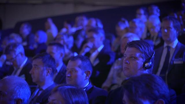 The Smart Conference смотреть онлайн