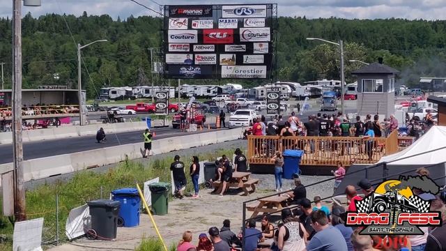 17 Jonathan Morin Farm Truck vs 08x Martine Côté Final Pickup Classe B смотреть онлайн