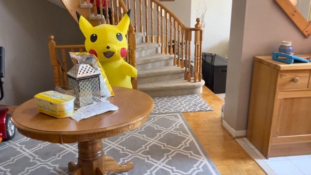 Pretending Charlotte is a Pikachu stuffy смотреть онлайн