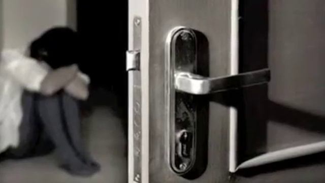 Дождь на мостовой смотреть онлайн